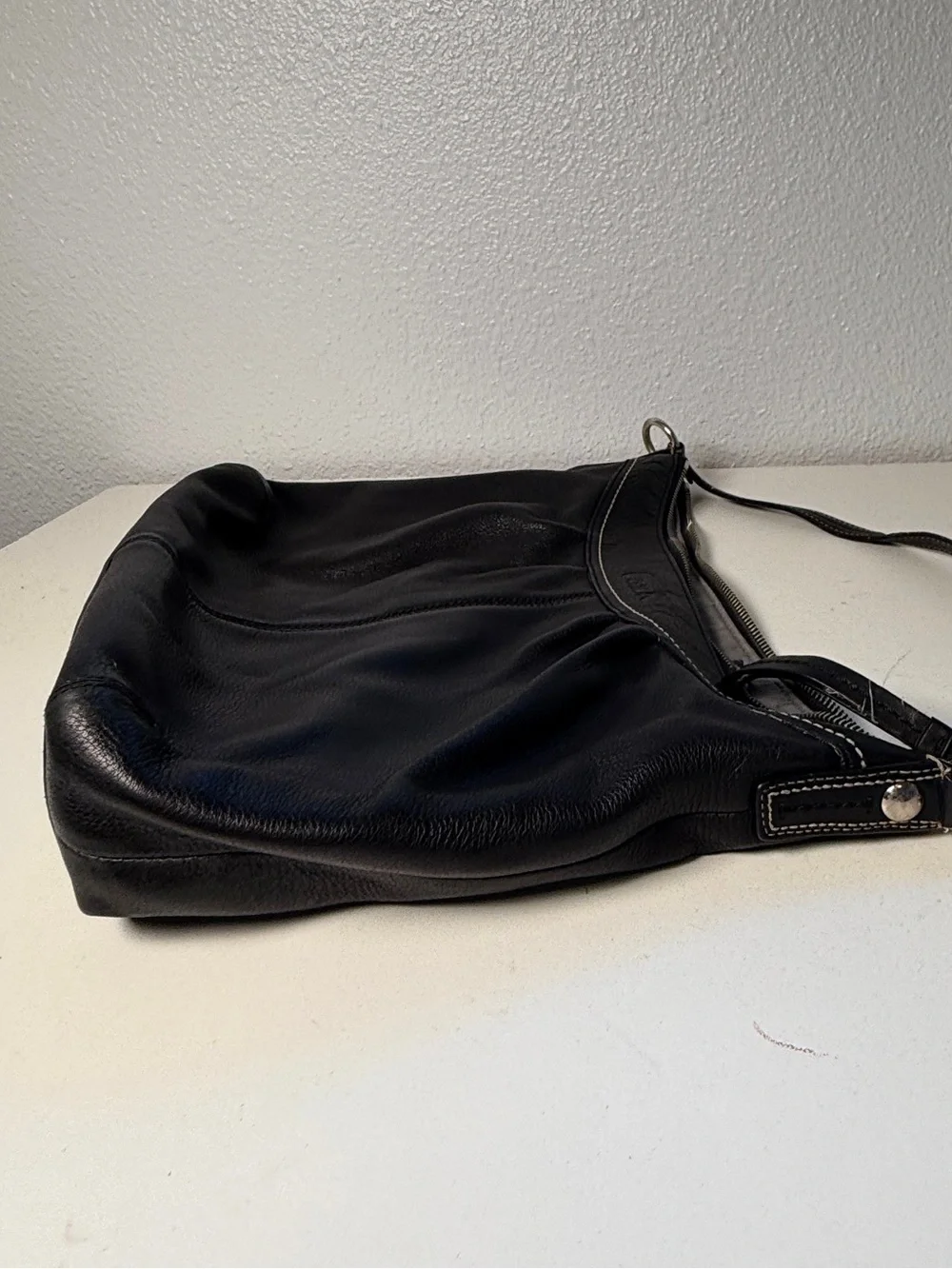 Coach Black Leather Hobo Shoulder Bag Slouchy Zip Top Purse Classic
